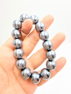 Vintage Gray Faux Pearl Stretch Bracelet Oversized Statement Beads One Size
